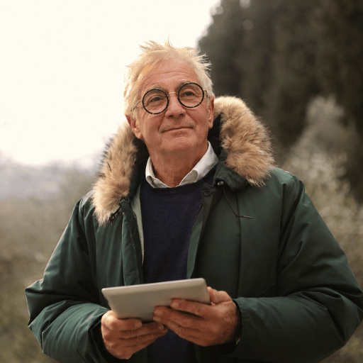 Steve Robertson in the Country